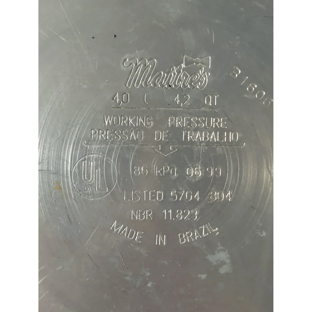 Maitres Pressure Cooker 4.2 Quart Aluminum Brazil Maitre's Never Used/ W  Manual